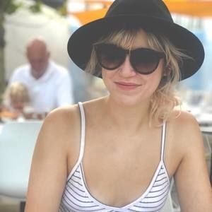 Meet your Posher, Kandis